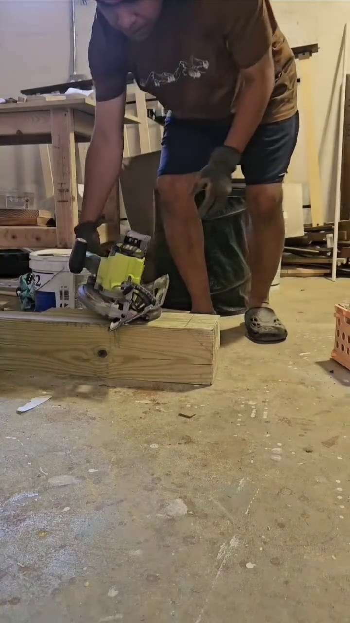 Ripping the post to final width with a circular saw